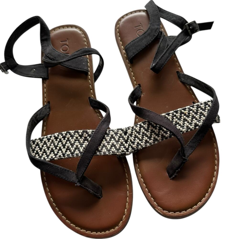 TOMS Women’s Lexie Black Geometric Flat Sandals Size 8.5 Open Toe Embroidered